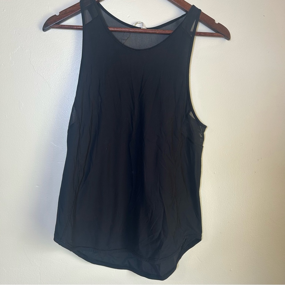 Lululemon Athletica Black Mesh Panel Tank Top Women's Athletic Workout Size 6